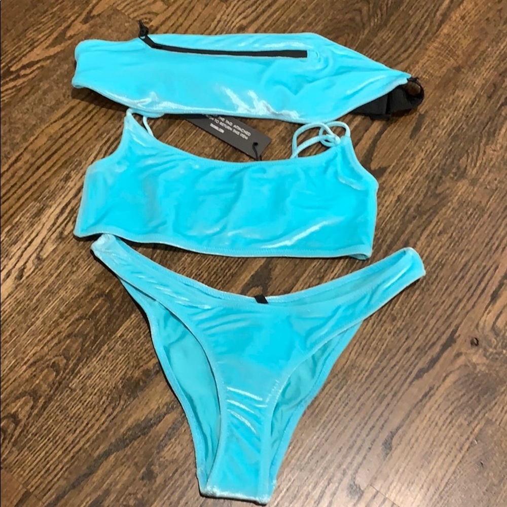 Triangl dreamland blue crush size M bikini set+bag
